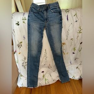 NEVER WORN American Eagle Jeans